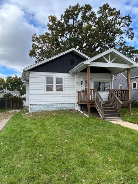 7122 Jefferson Ave, Hammond, IN 46324
