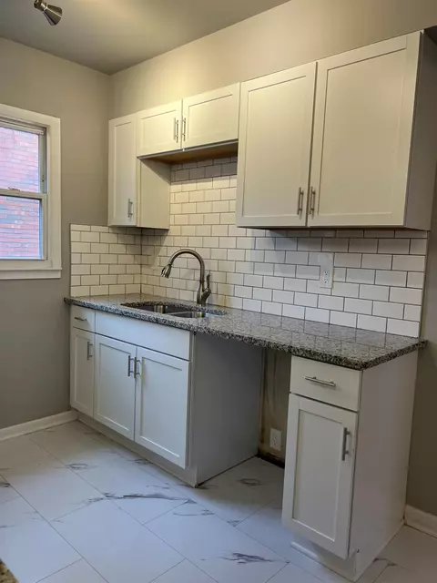 312 Taney St, Gary, IN 46404 photo 2