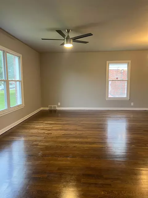 312 Taney St, Gary, IN 46404 photo 9