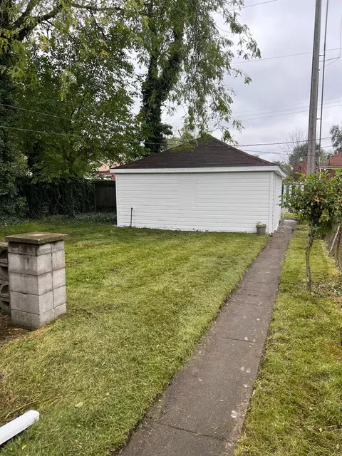 312 Taney St, Gary, IN 46404 photo 16