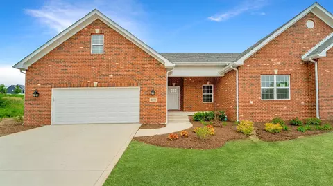 819 Shannon Dr, Crown Point, IN 46307 photo 1