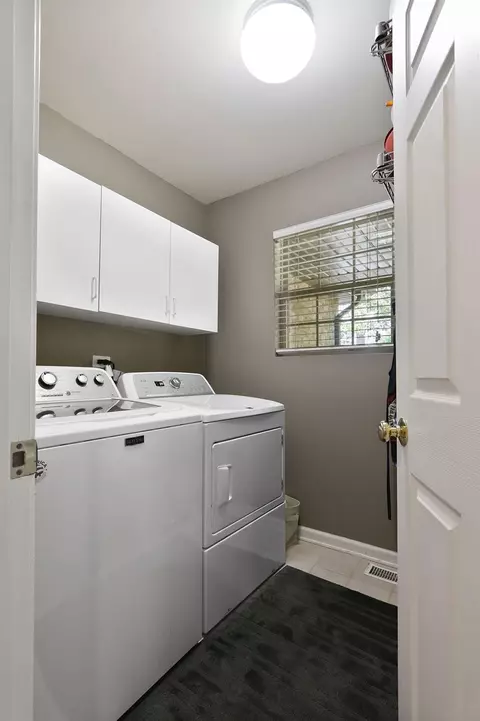 10259 Windsor Pl, Munster, IN 46321 photo 18