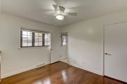 1012 N Jay St, Griffith, IN 46319 photo 9