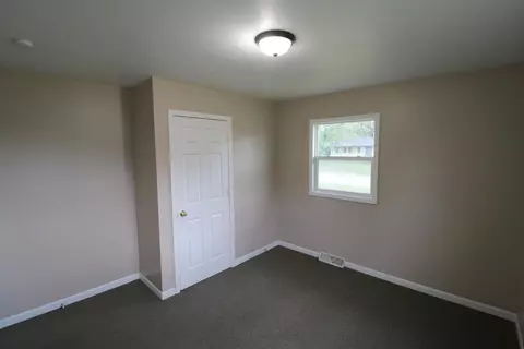 4001 Kentucky St, Gary, IN 46409 photo 8