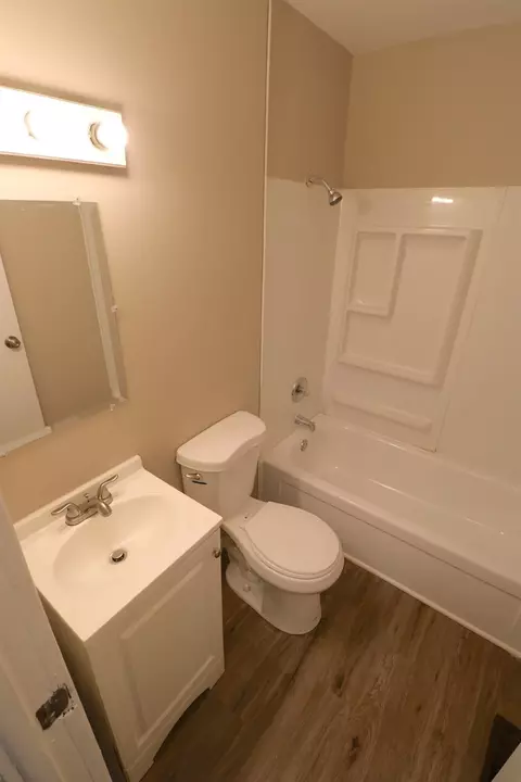 4410 W 25th Ave, Gary, IN 46404 photo 4