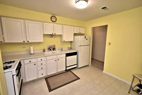 405 Old Stone Rd #E-3, Munster, IN 46321 photo 10