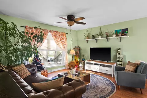 718 Apache Ln, Lowell, IN 46356 photo 4