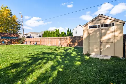 718 Apache Ln, Lowell, IN 46356 photo 24
