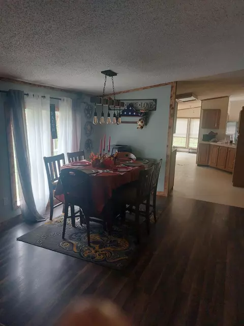 1012 E Blueridge Dr, La Porte, IN 46350 photo 2