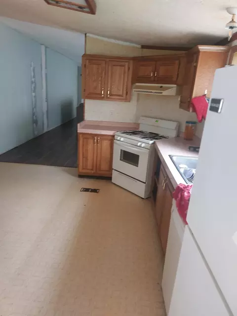 1012 E Blueridge Dr, La Porte, IN 46350 photo 3