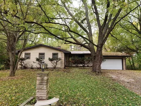 4920 Roosevelt Pl, Gary, IN 46408 photo 1