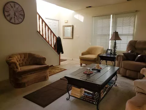 1702 Chestnut Dr, Crown Point, IN 46307 photo 4