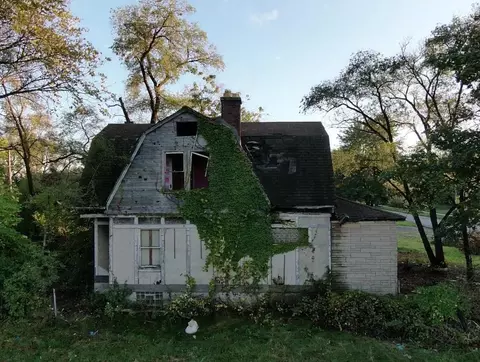 Exterior - 533 Van Buren St, Gary, IN 46402 photo 14 of 18