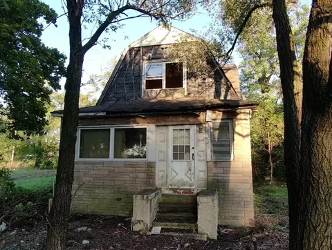 Exterior - 533 Van Buren St, Gary, IN 46402 photo 1 of 18