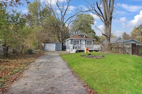 860 Wheeler St, Gary, IN 46406 photo 3