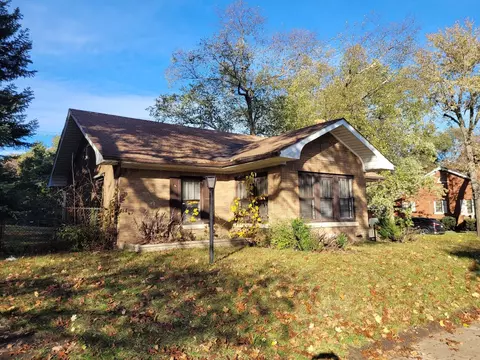 332 E 43rd Ave, Gary, IN 46409 photo 2