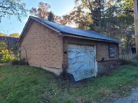 332 E 43rd Ave, Gary, IN 46409 photo 15