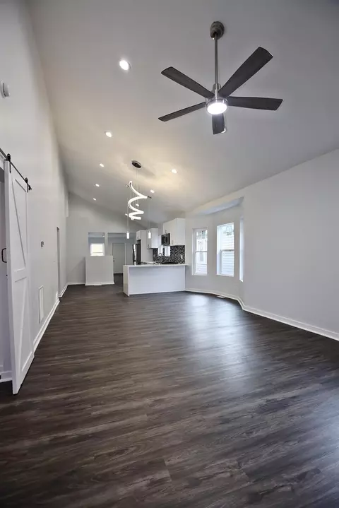 838 Becker St, Hammond, IN 46320 photo 4