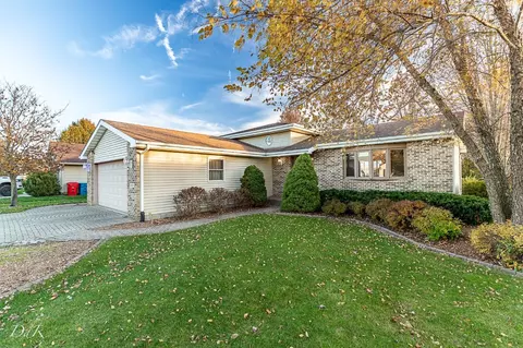 6109 W 136th Ave, Cedar Lake, IN 46303 photo 2