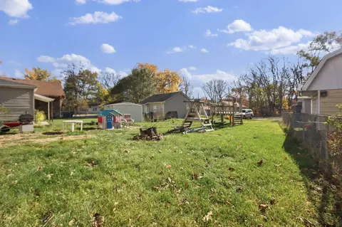 817 E 3rd St, Hobart, IN 46342 photo 17