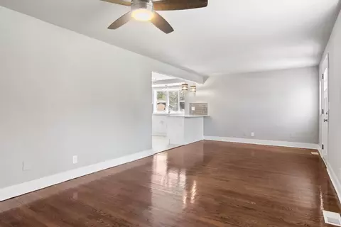 4895 Cherry St, Griffith, IN 46319 photo 5