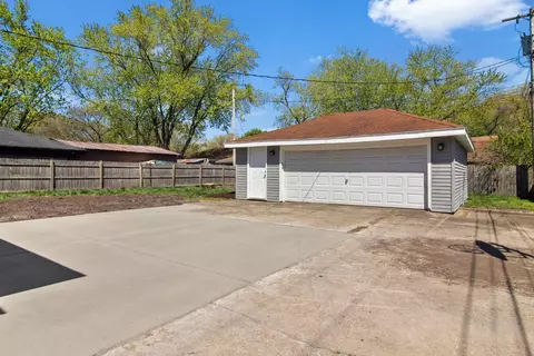4895 Cherry St, Griffith, IN 46319 photo 7