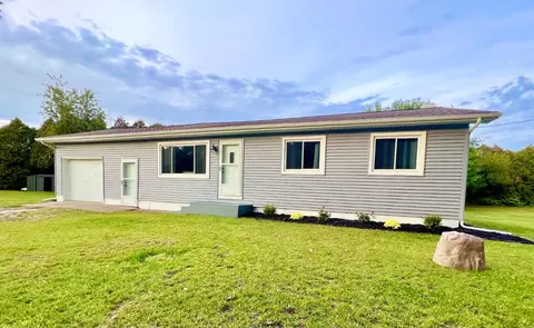 6920 E Frontage Rd, Hamlet, IN 46532 photo 1