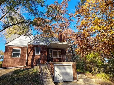 8530 Locust Ave, Gary, IN 46403 photo 1