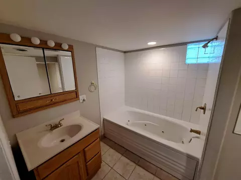 8530 Locust Ave, Gary, IN 46403 photo 16