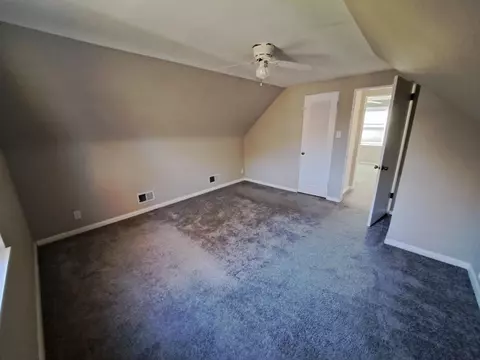8530 Locust Ave, Gary, IN 46403 photo 10
