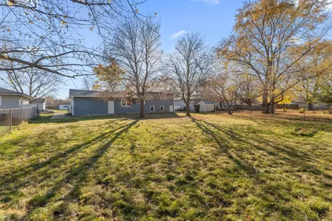 624 Apache Ln, Lowell, IN 46356 photo 33