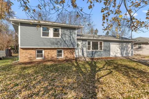 624 Apache Ln, Lowell, IN 46356 photo 3