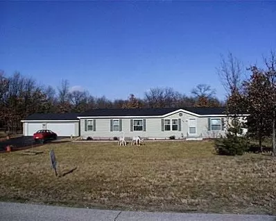 4708 E 1068 N, De Motte, IN 46310 photo 1