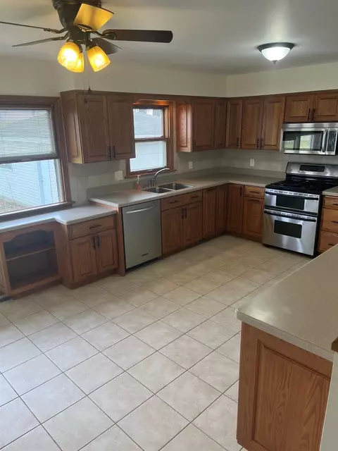 3516 Duluth Pl, Highland, IN 46322 photo 3
