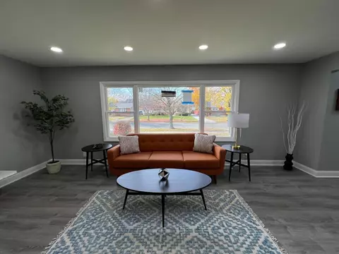 8539 Forest Ave, Munster, IN 46321 photo 5