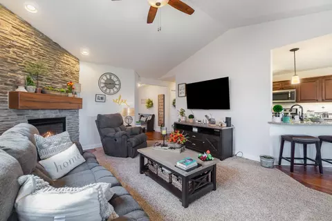 10407 Red Rock Pl, Dyer, IN 46311 photo 8