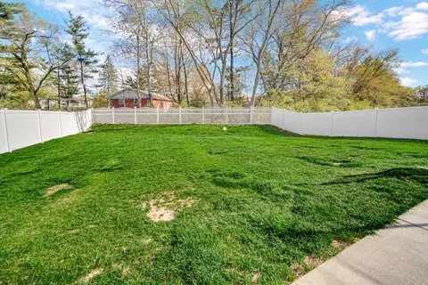 5677 Burr Ridge Cir, Crown Point, IN 46307 photo 6