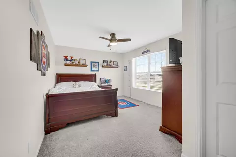 5677 Burr Ridge Cir, Crown Point, IN 46307 photo 9