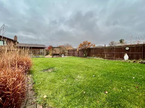 2355 Boulder Rd, Dyer, IN 46311 photo 13