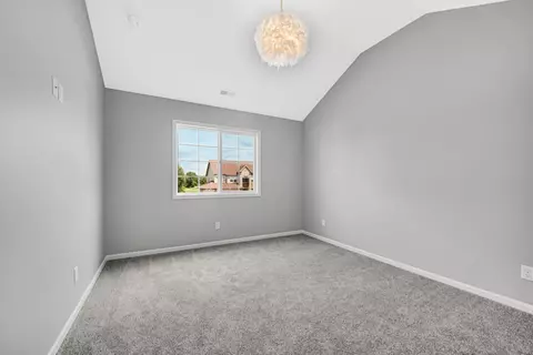 570 Sequoia Ct, Chesterton, IN 46304 photo 12