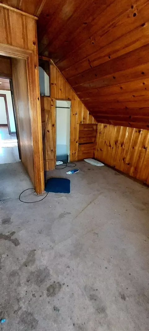 1030 Ellsworth St, Gary, IN 46404 photo 36