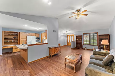 4181 Patsy Dr, Wheatfield, IN 46392 photo 14