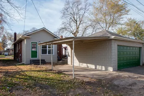 317 Garfield St, Gary, IN 46404 photo 4