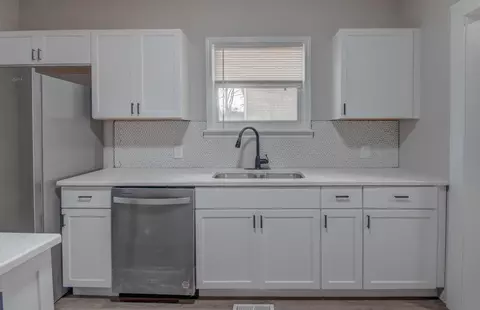 317 Garfield St, Gary, IN 46404 photo 19