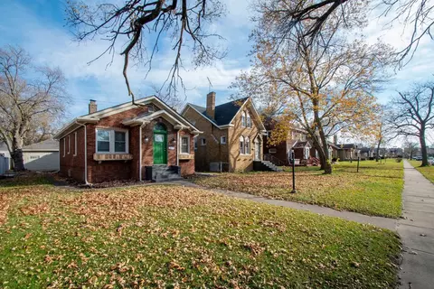 317 Garfield St, Gary, IN 46404 photo 3