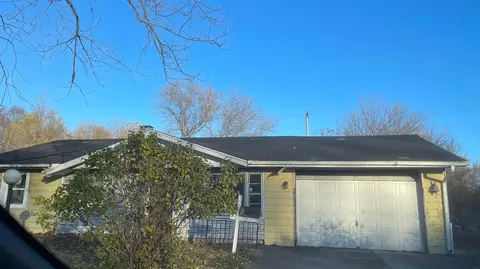 817 Clinton St, Gary, IN 46406 photo 1
