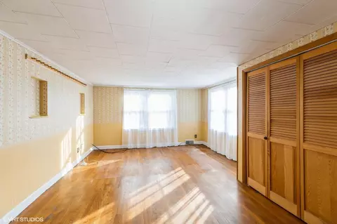 1429 Warwick Ave, Whiting, IN 46394 photo 9