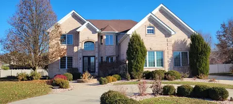 9733 Laurel Ct, Munster, IN 46321 photo 1