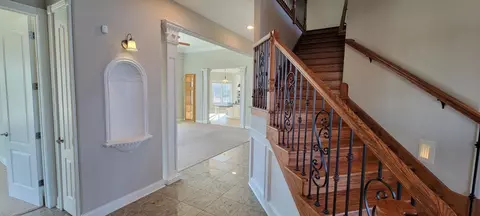 9733 Laurel Ct, Munster, IN 46321 photo 11