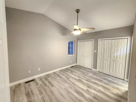 8409 Oak Ave, Gary, IN 46403 photo 14